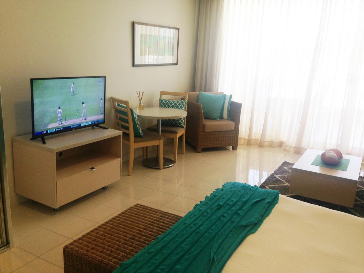 Base Holidays - Ettalong Beach Premium Apartments Luaran gambar