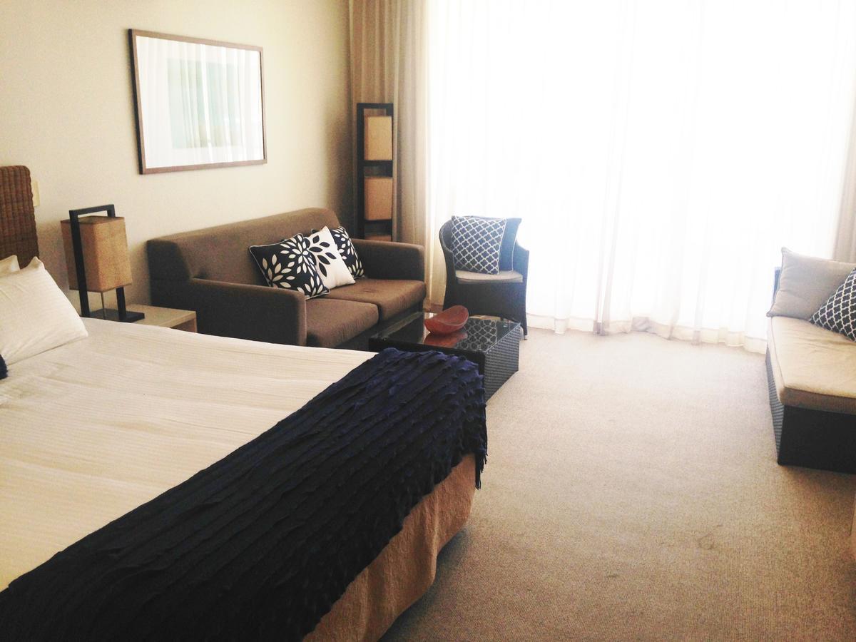 Base Holidays - Ettalong Beach Premium Apartments Luaran gambar