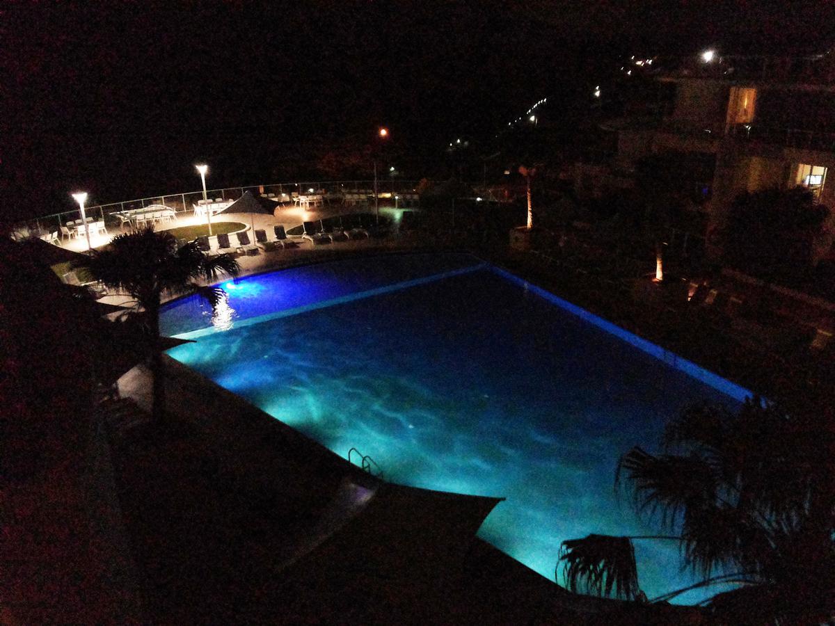Base Holidays - Ettalong Beach Premium Apartments Luaran gambar