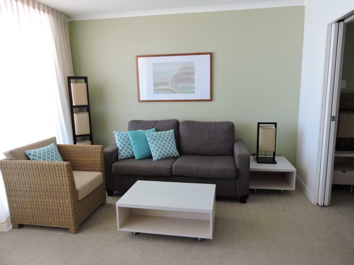 Base Holidays - Ettalong Beach Premium Apartments Luaran gambar